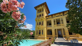 Отель Villa Moorings  Барга